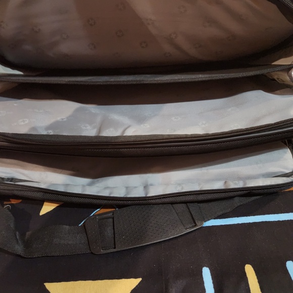 SWISSWEAR Black and Grey Laptop Bag - Picture 10 of 10